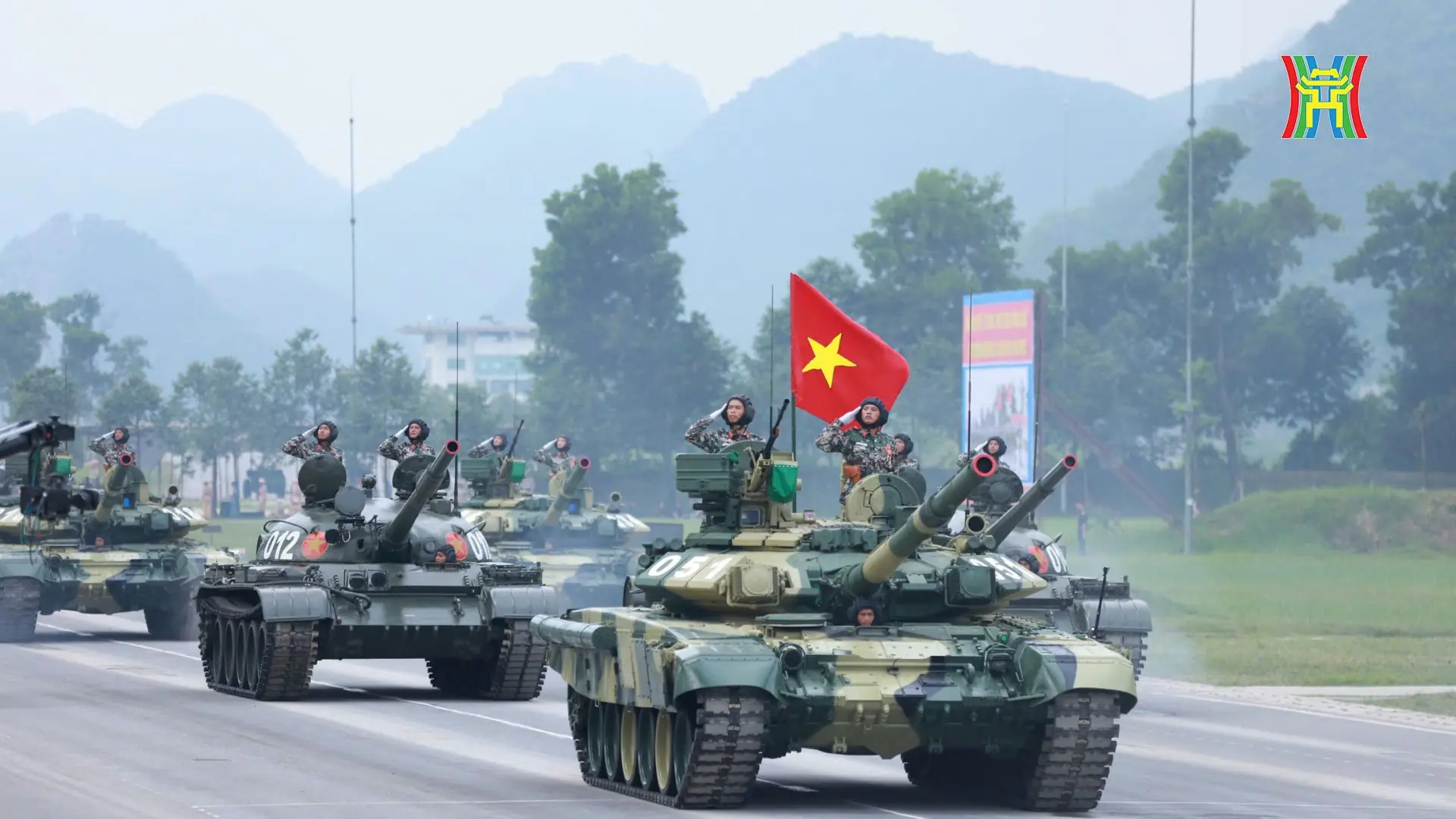 khí tài quân sự phục vụ A80i